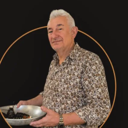 Luigi Mainardi, titolare di un ristorante di pesce